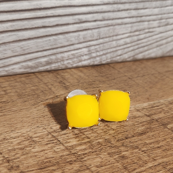 Yellow Stud Earrings - Picture 1 of 1